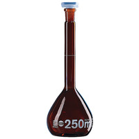 Fioles jaugées ambrées Blaubrand bouchées PP